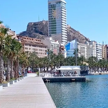 Apartmán Gran Atico Con Terraza En El Centro De *