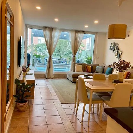 Gran Atico Con Terraza En El Centro De Apartmán Alicante